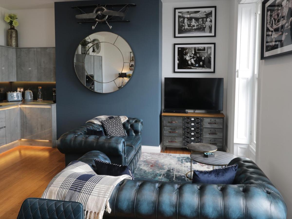 Appartamento Sapphire Seas Whitby Esterno foto